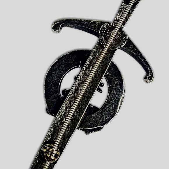 MacKintosh Kilt pin - Picture 3 of 4